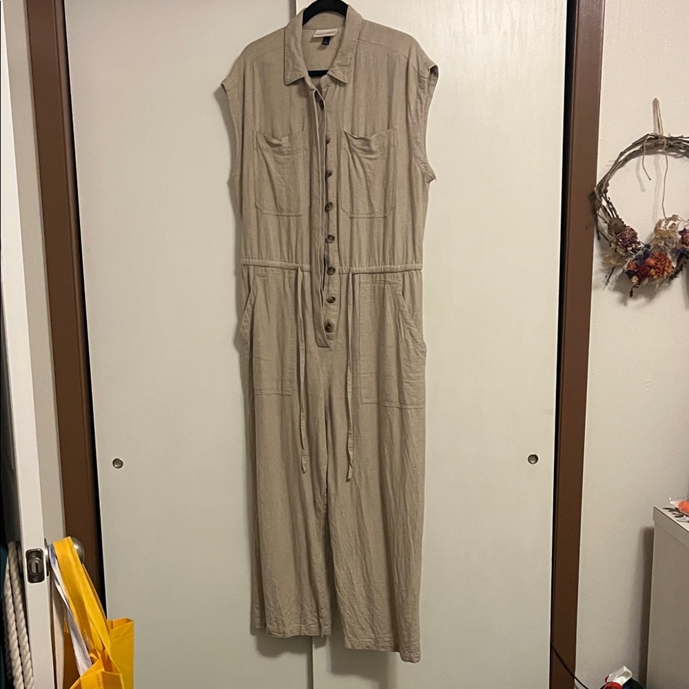 EUC | 14 | Universal Thread Tan Sleeveless Jumpsuit - Picture 1 of 8